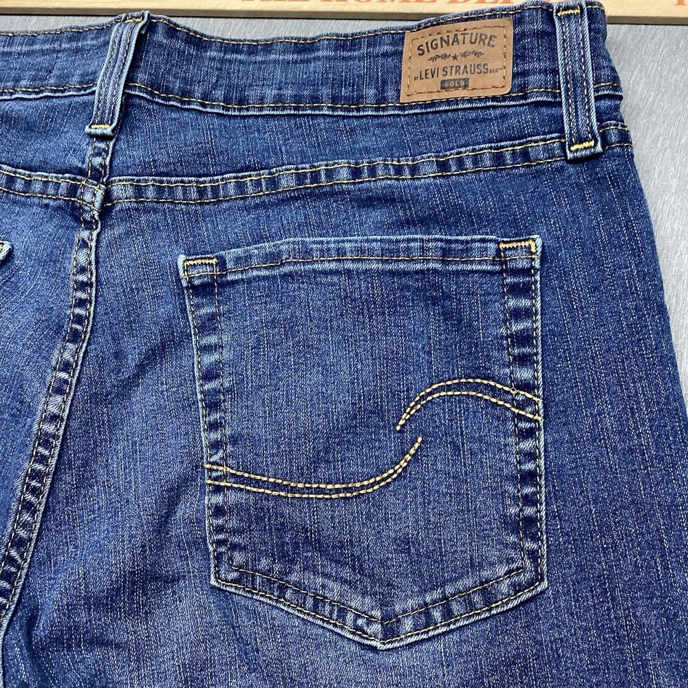 Signature Gold By Levi Strauss Mid Rise Skinny Jeans Size W31 L32 Medium Wash